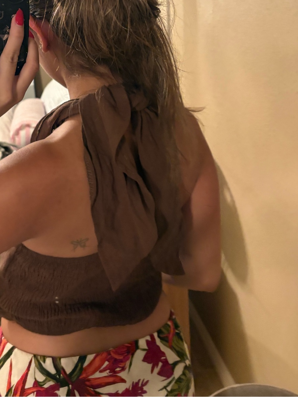 SHEIN Brown Crisscross Halter Top Size Medium NWOT - Picture 3 of 6